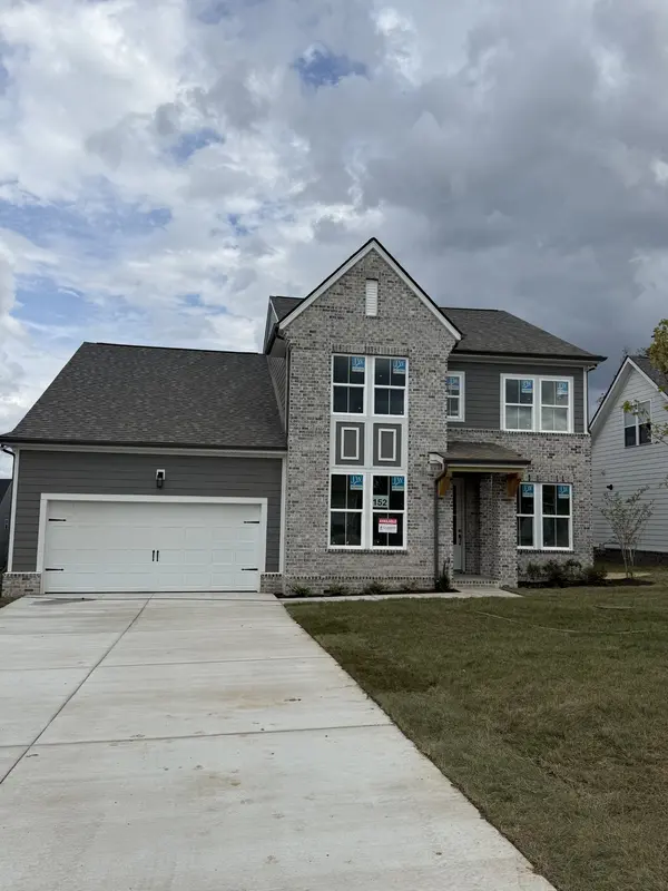 6445 Desmond Ave, Murfreesboro, TN 37128