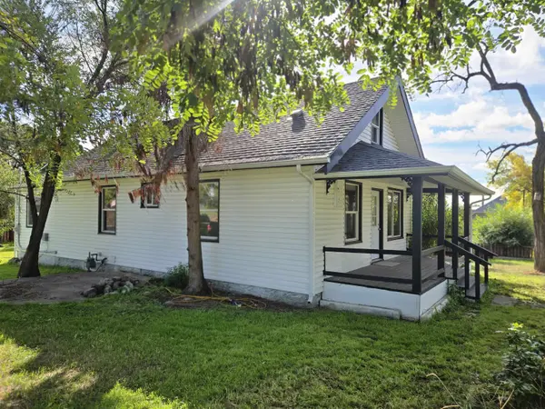 3228 N Nelson St, Spokane, WA 99207