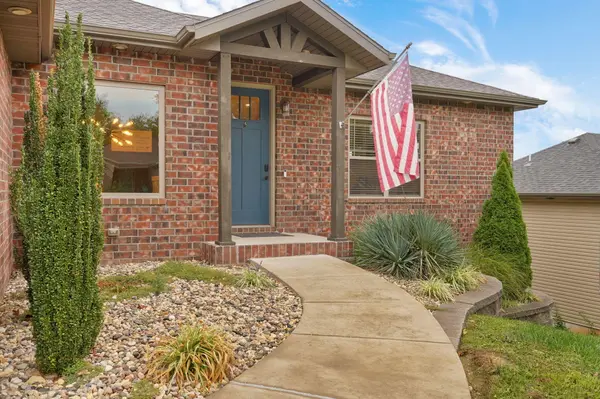 824 Gold Rush AVE, Nixa, MO 65714
