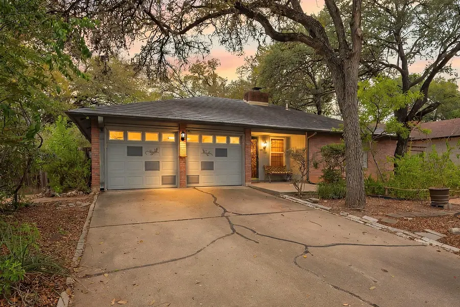 7314 Eganhill DR, Austin, TX 78745