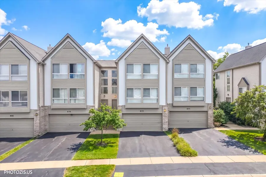 673 E Fountainview DR #673, Mundelein, IL 60060