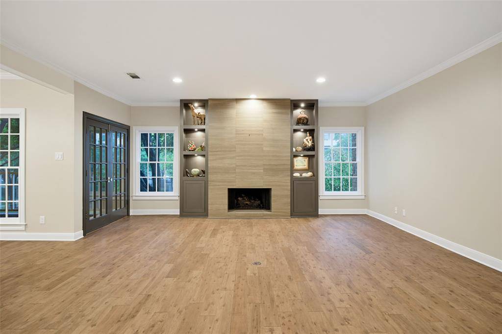 4212 Lomo Alto Drive #202, Highland Park, TX 75219