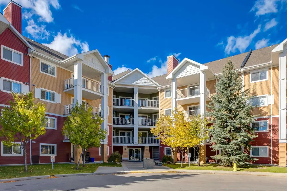 10 Prestwick Bay SE #4226, Calgary, AB T2Z 0B4