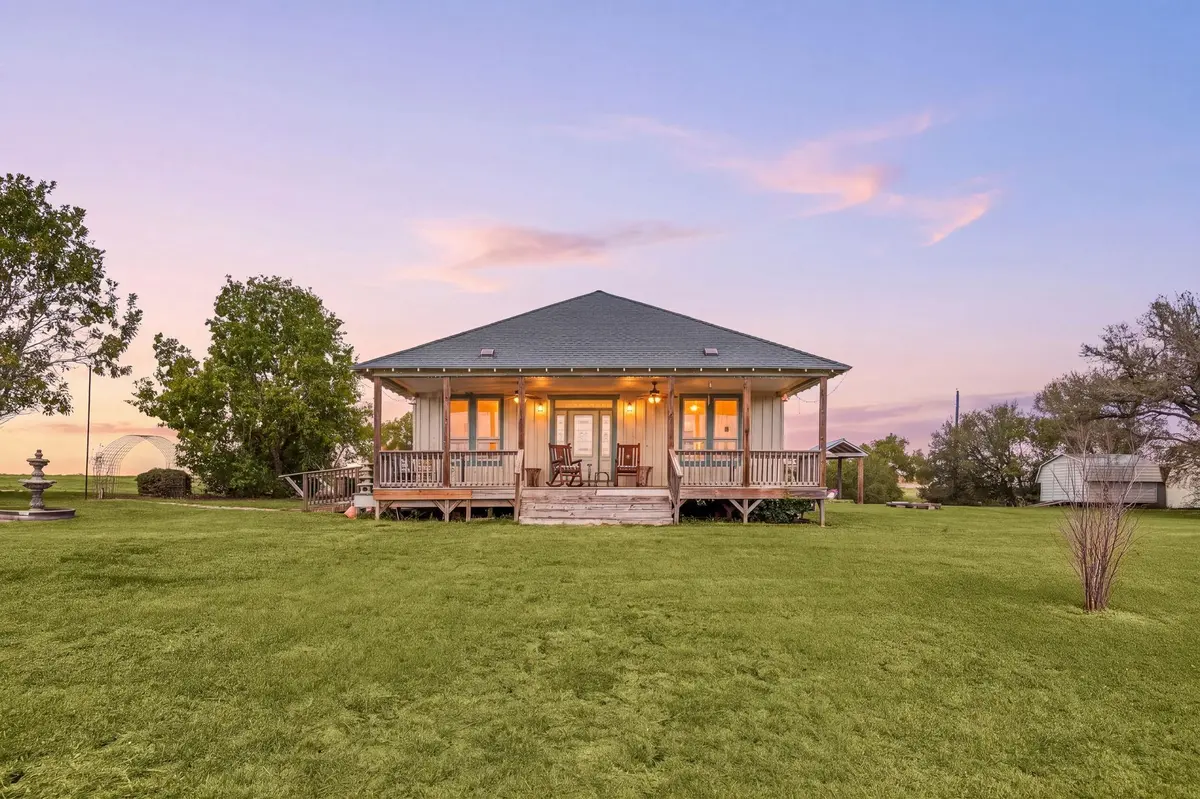 550 County Road 471, Thrall, TX 76578