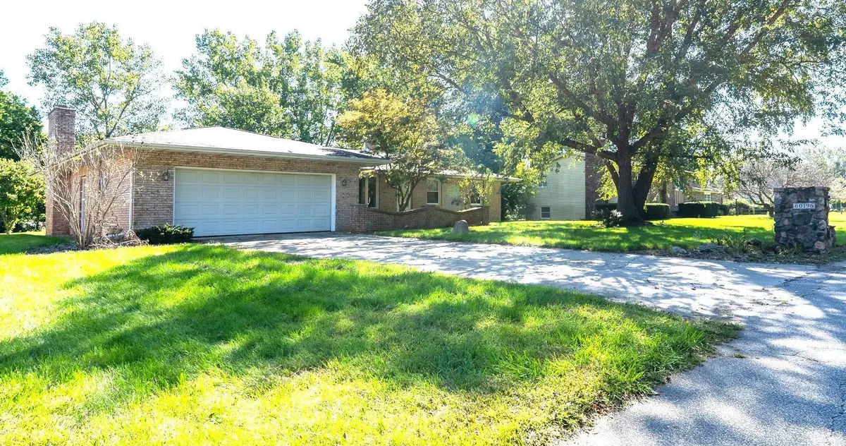60196 Surrey LN, Elkhart, IN 46517-9427