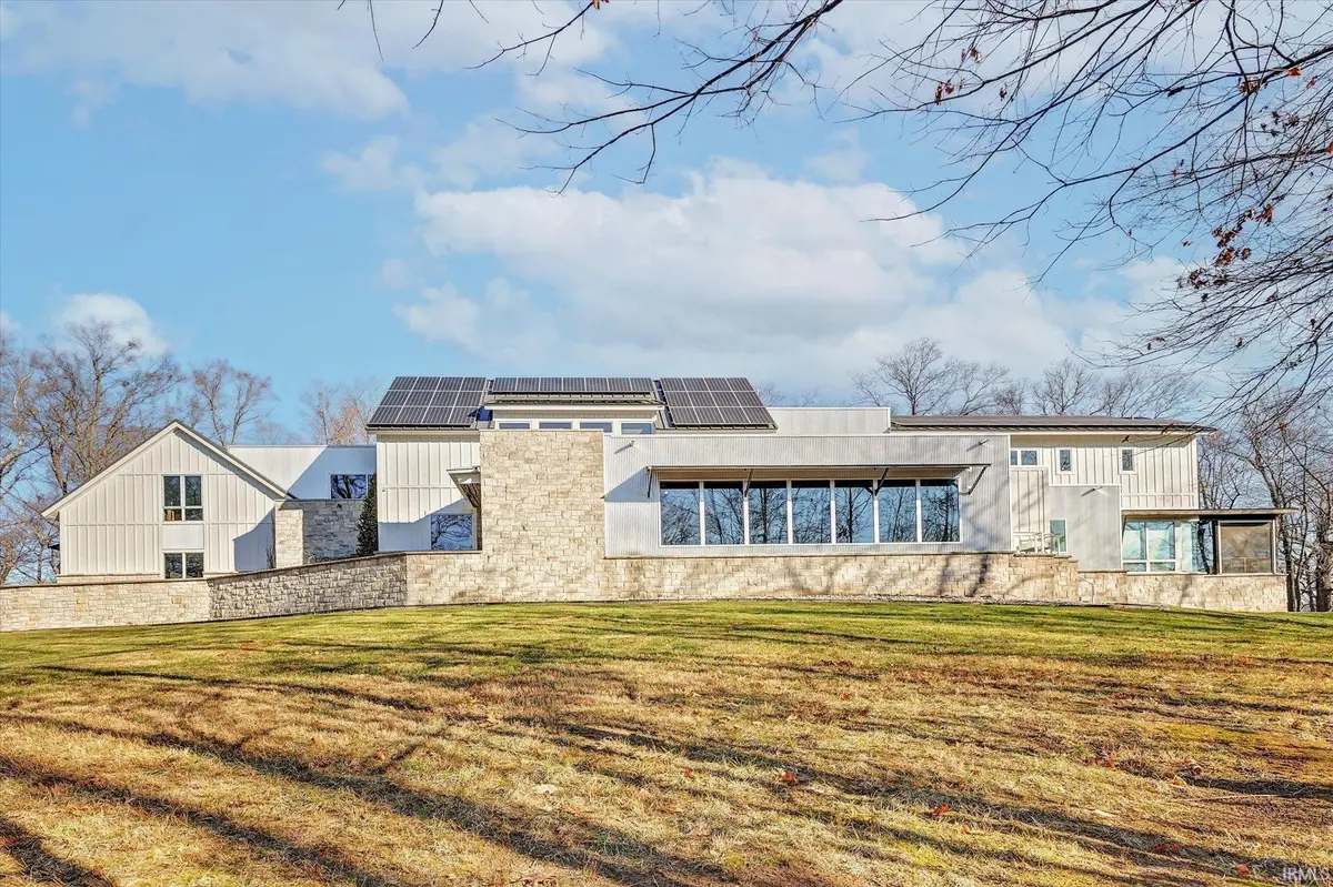 2771 E Pedigo Bay DR, Bloomington, IN 47401