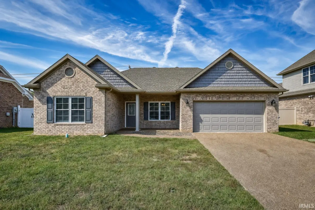 9966 Ella CIR, Newburgh, IN 47630-1252