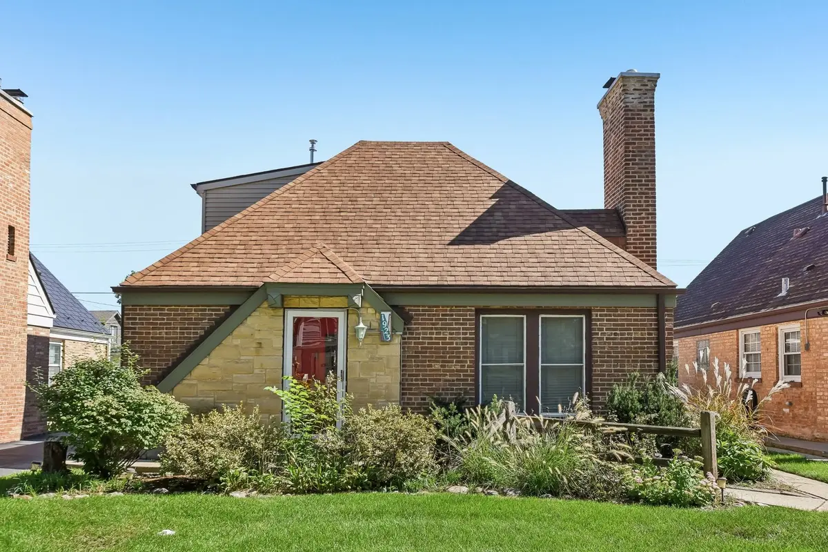 1923 N 74th AVE, Elmwood Park, IL 60707