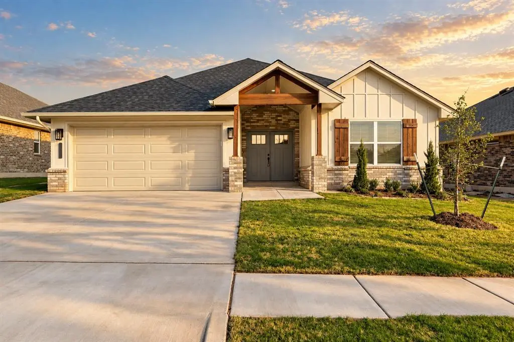 11917 NW 120th ST, Yukon, OK 73099