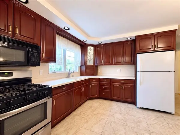 22 Pacific AVE, Staten Island, NY 10312