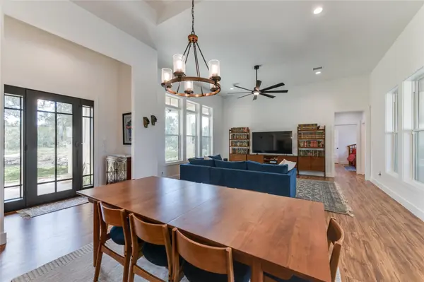 2840 N Grape Creek RD, Fredericksburg, TX 78634