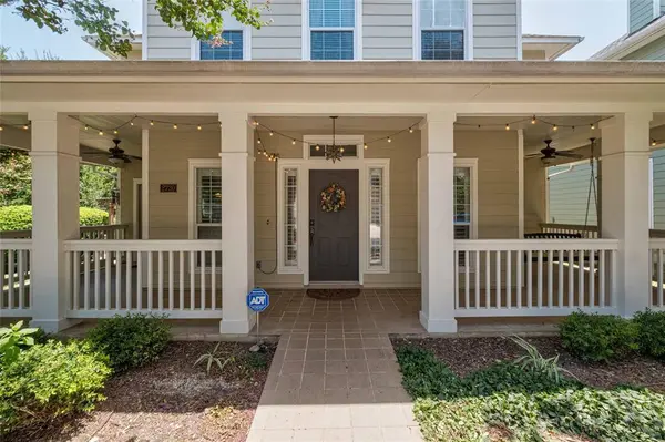 2730 Kinney Oaks CT, Austin, TX 78704
