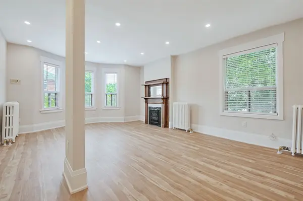 333 Harbord ST #201, Toronto C01, ON M6G 1H3