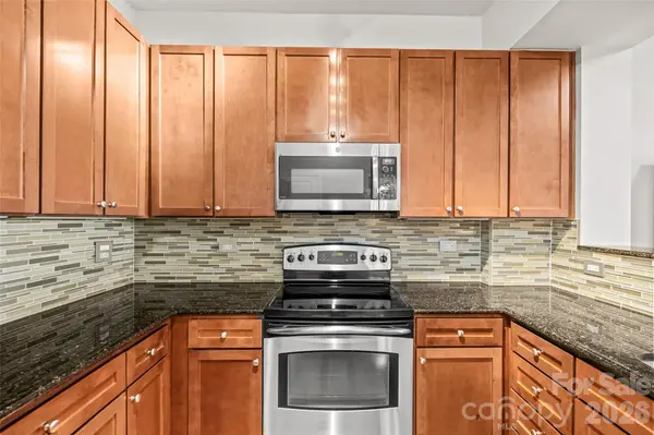721 Governor Morrison ST #415, Charlotte, NC 28211