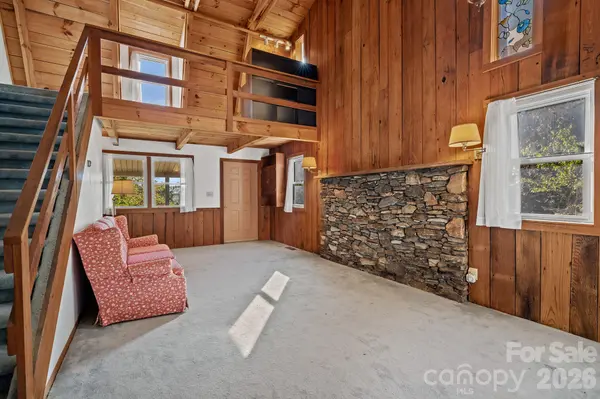 88 Bull Mountain RD, Asheville, NC 28805