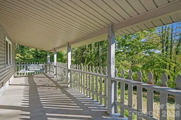 88 Bull Mountain RD, Asheville, NC 28805