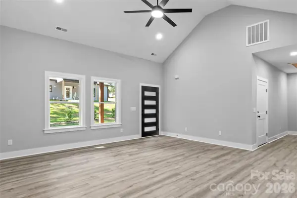2309 Frederick DR, Winston Salem, NC 27103