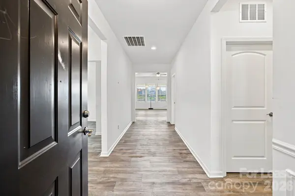 219 Canada DR, Statesville, NC 28677