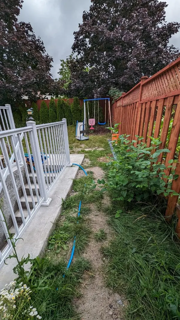 5 Vintage DR #Basement, Whitby, ON L1R 2P4