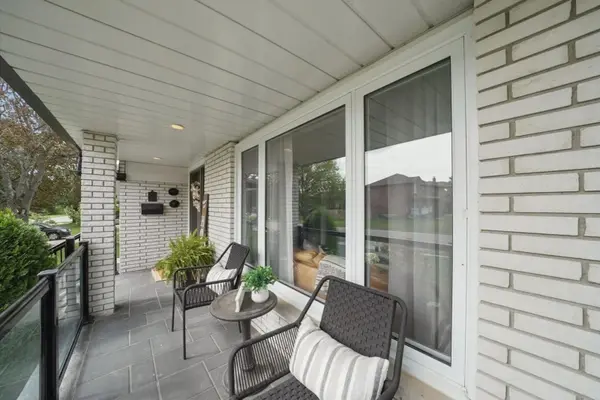 510 Fairglen AVE, Oshawa, ON L1J 6P7