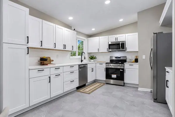 7132 Parallel Pkwy, Kansas City, KS 66112