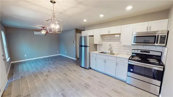809 N Adams ST, Nevada, MO 64772