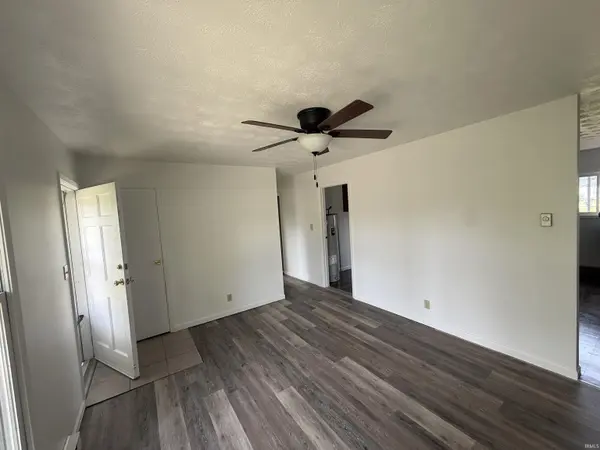 1875 E Wren BLVD, Albany, IN 47320