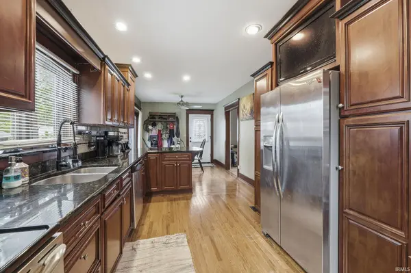 350 W Ensley AVE, Auburn, IN 46706