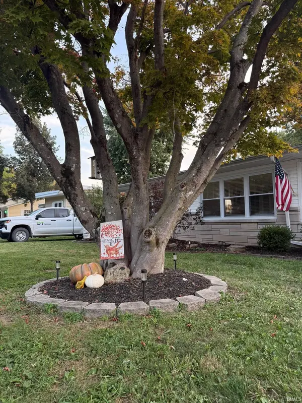 1411 Ridgeway AVE, Vincennes, IN 47591