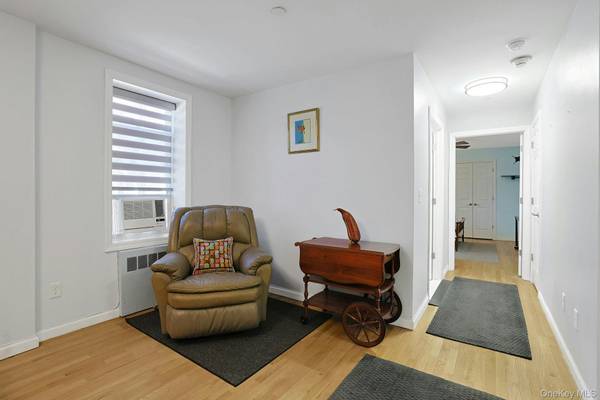 1 Hawley TER #2A, Yonkers, NY 10701