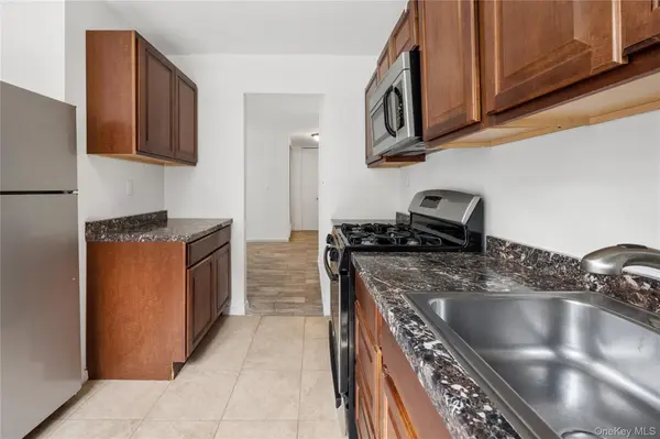 636 N Terrace AVE #2B, Fleetwood, NY 10552