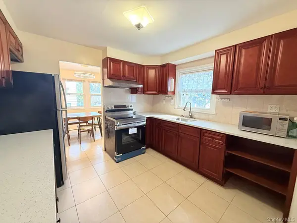 57-53 225th ST #2, Oakland Gardens, NY 11364