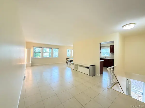 57-53 225th ST #2, Oakland Gardens, NY 11364