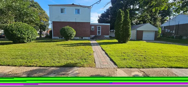 502 Croydon RD, Elmont, NY 11003