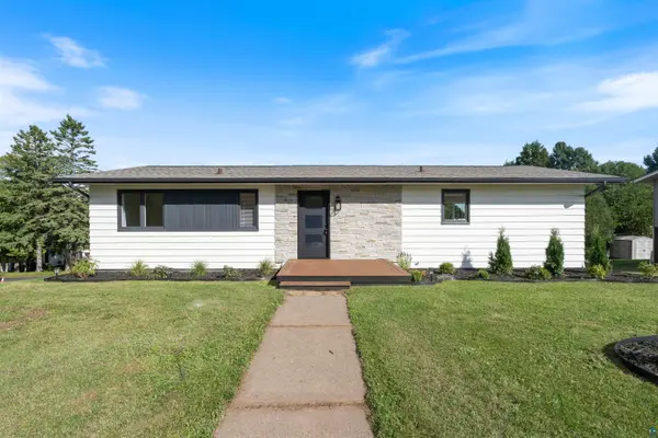 1634 Cliff Ave, Duluth, MN 55811
