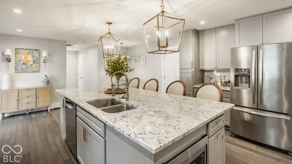 4555 Buckingham CT, Carmel, IN 46033