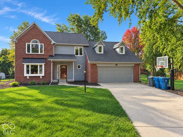 889 Bridle CIR, Carmel, IN 46032