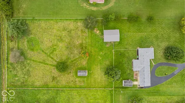 987 W Stones Crossing RD, Greenwood, IN 46143