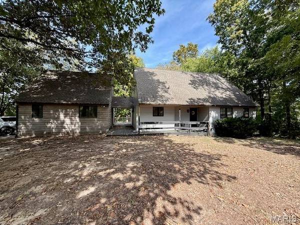 2130 Ridge RD, Jackson, MO 63755