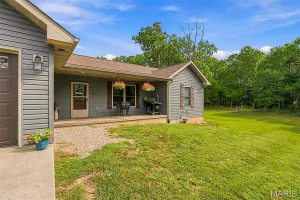 2899 Old Highway 66, Bourbon, MO 65441