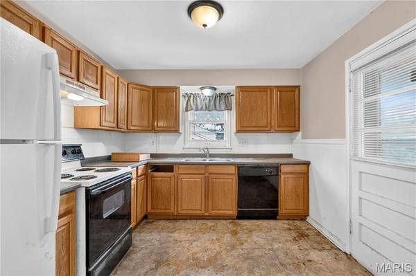 413 Ballman AVE, St Louis, MO 63135
