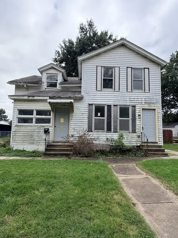 2239 W 4th ST, Davenport, IA 52802
