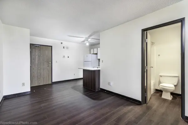 3305 Sunset AVE #123, Waukegan, IL 60087