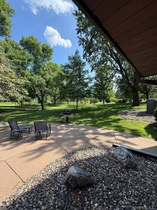 9600 Portland AVE S #317, Bloomington, MN 55420