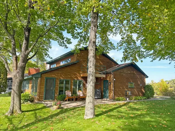 1811 Grant AVE NW, Maple Lake, MN 55358