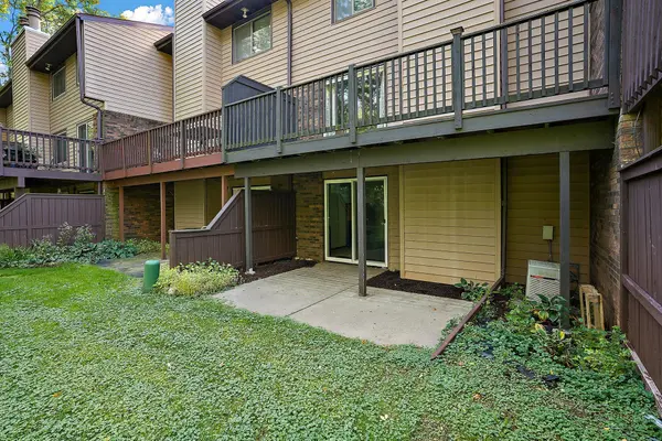 4731 Spring CIR, Minnetonka, MN 55345