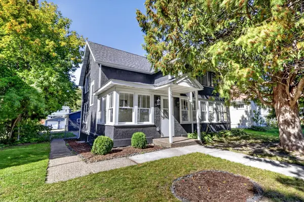 811 NW 1st AVE, Grand Rapids, MN 55744