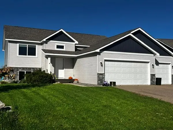 813 Hickory Curve, Watertown, MN 55388
