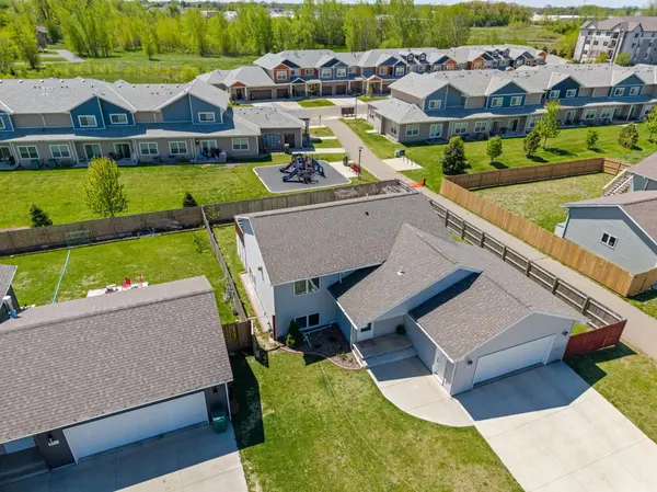 809 24th AVE NW, Austin, MN 55912
