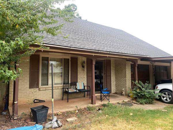 3420 Simmons DR, Del City, OK 73115